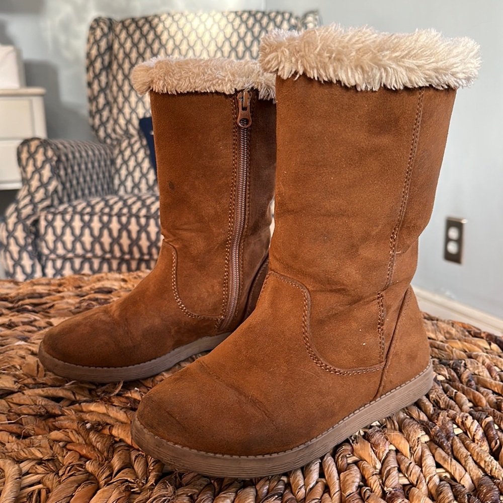 Cat & Jack fur lined winter boots
